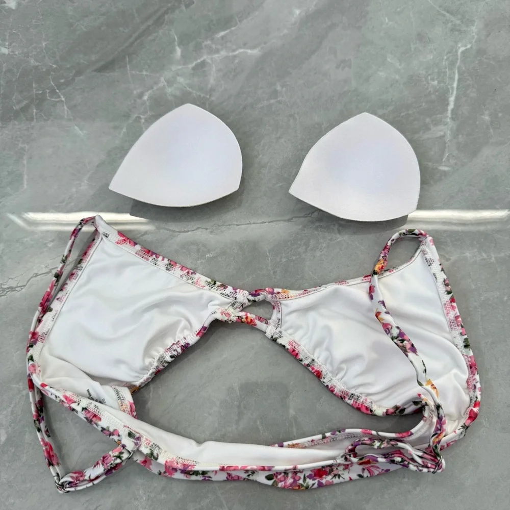 Women’s Aeropostale Ditsy Floral Bikini Cutout High Waisted Scoop Neck Small - Picture 9 of 16